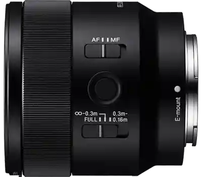 Best lens for jewelry photography Sony – Sony FE 50mm f/2.8 Macro Lens with high precision detailing.